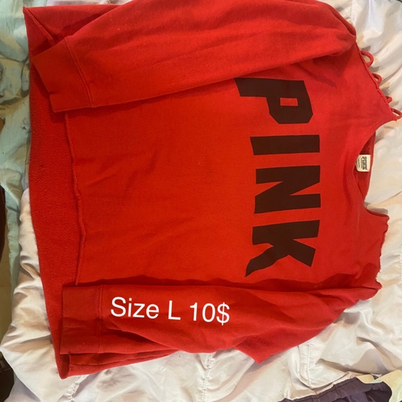 Clothes - Picture 4 of 9